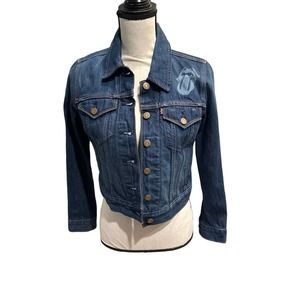 Women’s Levi’s Jean jacket  Size Small